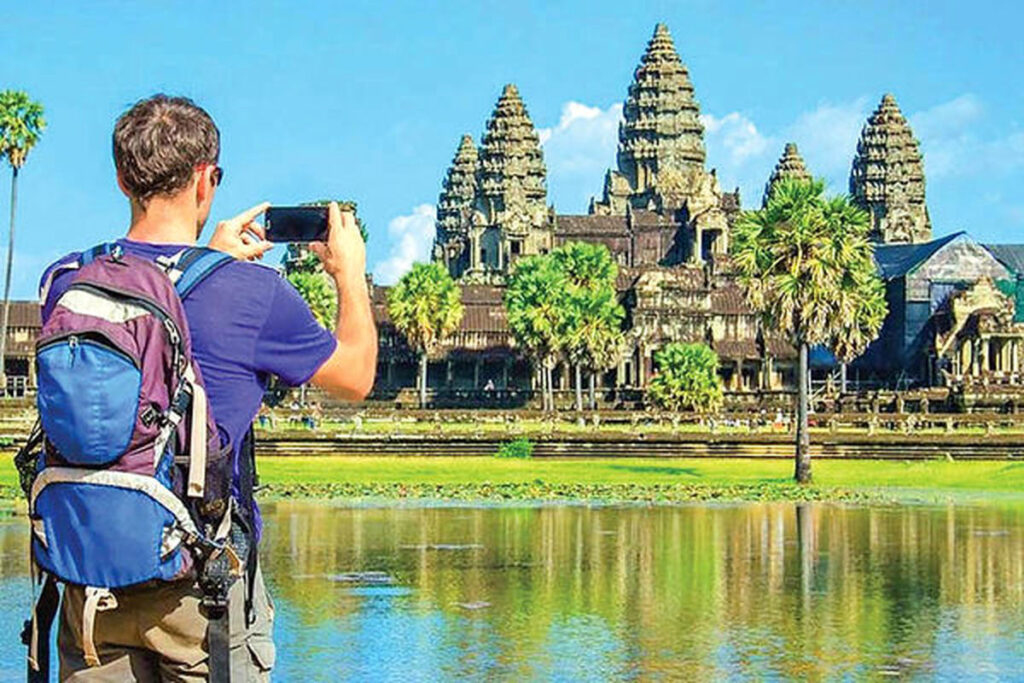 راهنمای گردشگری