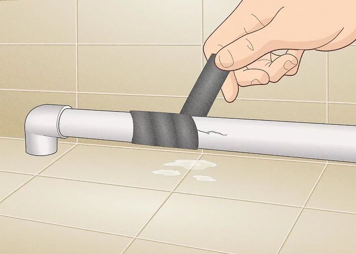 با استفاده از نوار تعمیر لوله ، ترک ها و نشت ها را به سرعت وصله کنید.