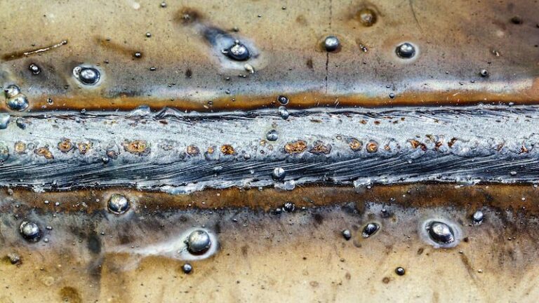 جرقه جوشکاری