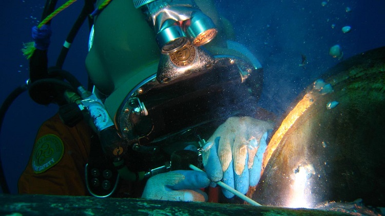 جوشکاری زیر آب