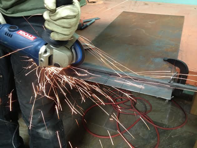 برش کاری قطعه کار