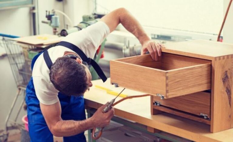 مدرک کابینت سازی و صنایع چوب