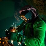 جوشکاری زیر آب و جوشکاری معمولی و تأثیر آن‌ها بر پروژه‌های صنعتی.