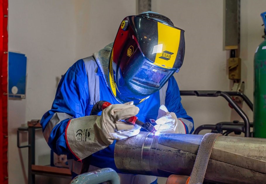 تحلیل فاکتورهای مهم در جوشکاری تیگ یا آرگون و نقش آنها در بهبود کیفیت.